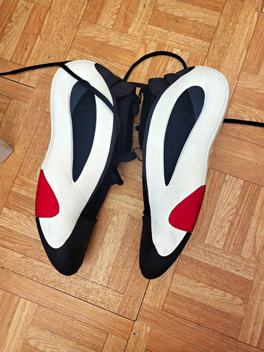 Adidas 1 - a.e.,